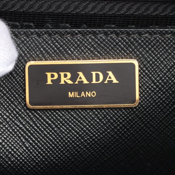 PRADA Saffiano LUX tote black - Picture 14 of 16